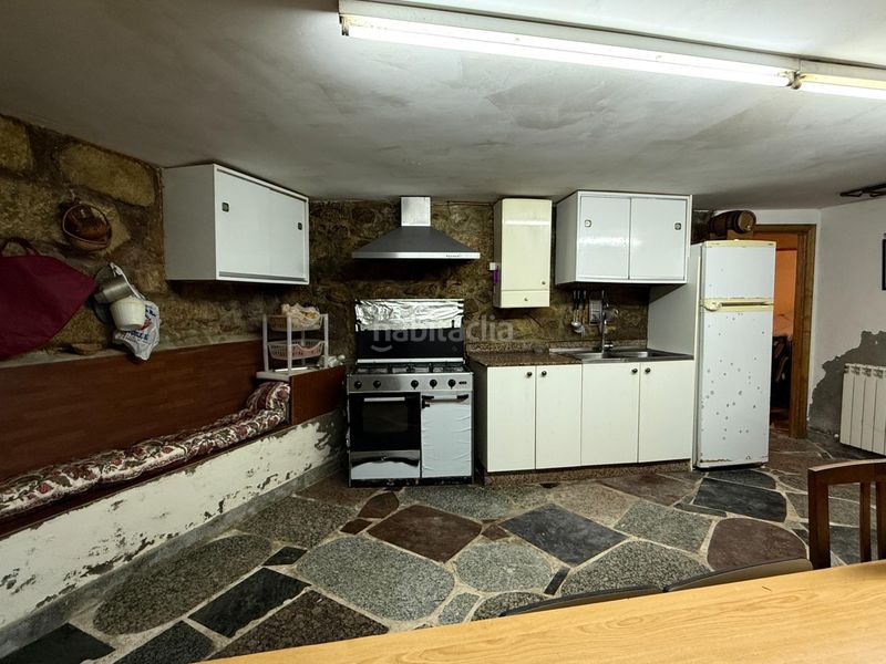 Foto b36e11f9-c063-42c4-8fb6-be105134659a. Casa amb calefacció a Pantón