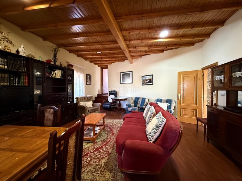 Foto b74ece90-9d3d-4457-918f-666751901e46. Casa a Pantón