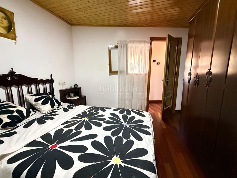 Foto f0978393-e194-45dd-af10-e8fb50b7134e. Casa amb calefacció a Pantón