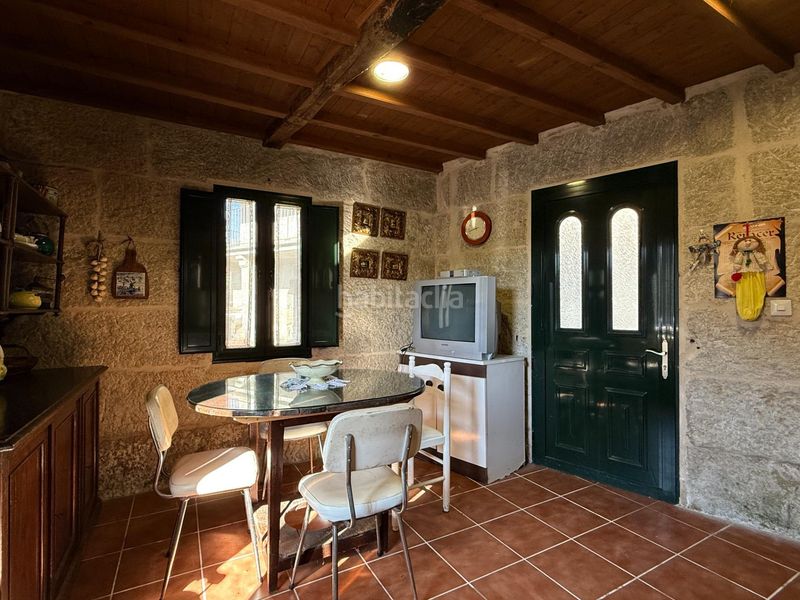 Foto eac32a2d-8262-45d4-b267-f76c0c0c6455. Casa con parcheggio in Boborás
