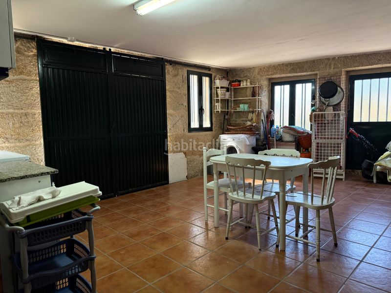 Foto f96dff15-95c7-4c46-a9c9-31c83cbddad2. Casa con parcheggio in Boborás