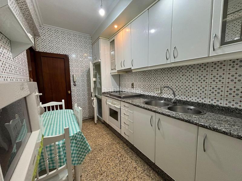Foto 34e156cf-5ae8-4b4f-a441-e3c5dea2b72a. Rent flat with heating in A Ponte Ourense