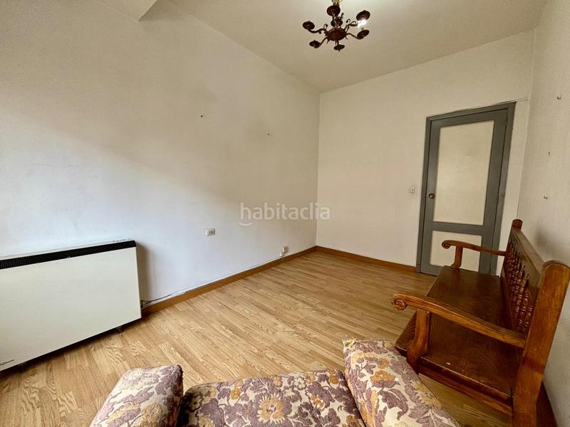 Foto 4d8c9275-7a9f-4072-9e23-e5019f90e862. Flat with heating parking in San Francisco Ourense