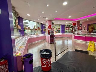 Lloguer Local Comercial a Centro. Local comercial en alquiler en curros enríquez  ourense