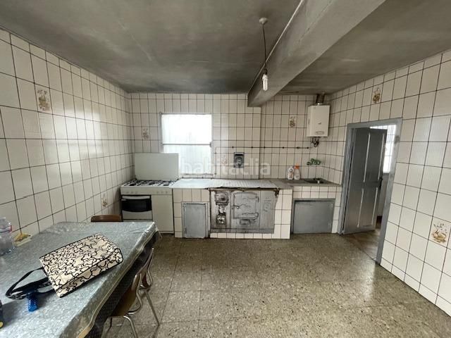 Foto 1c4f9eb4-9417-485a-a249-2aa418db23a6. Casa adossada amb aparcament a Irixo (O)
