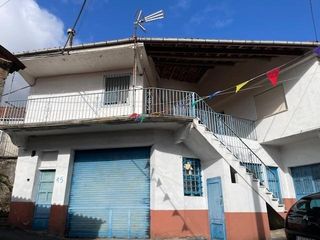 Semi detached house in Irixo (O). Casa adosada en venta en nogueiroá  irixo ourense