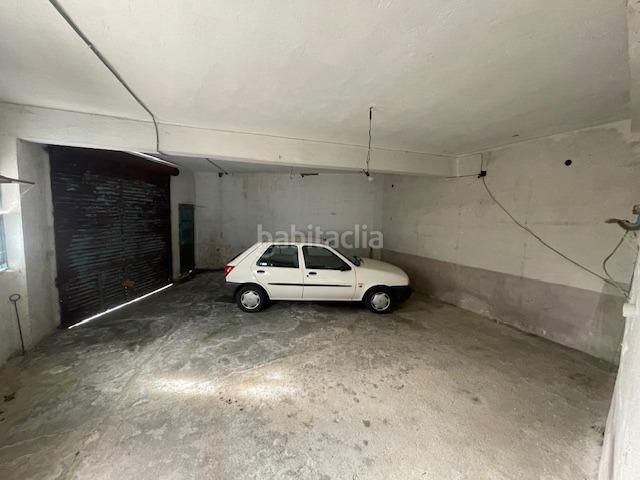 Foto 550d19bf-c85b-4c72-bade-cf98782bfd21. Casa adossada amb aparcament a Irixo (O)