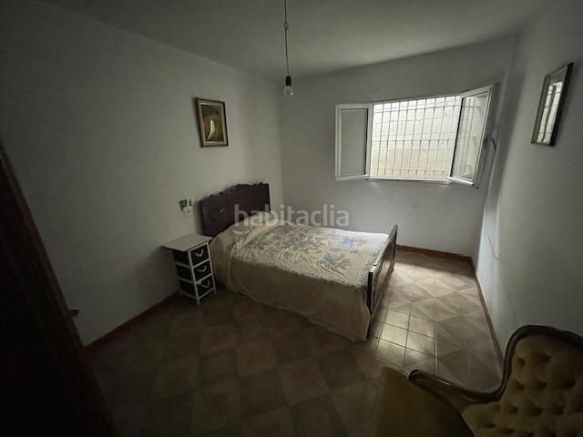 Foto b2846bdf-c4ff-46f5-9eae-749f4c95462c. Casa adossada amb aparcament a Irixo (O)