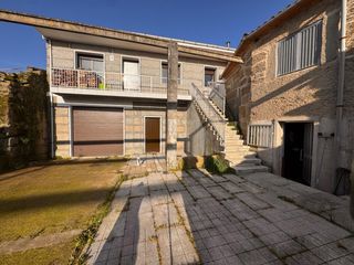 Haus in Xinzo de Limia. Casa en venta en fiestras  xinzo de limia ourense