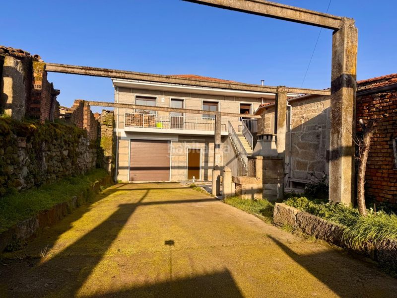 Foto 93245c1e-2c58-4605-bd6b-b41a9f2bde35. Casa amb calefacció aparcament a Xinzo de Limia
