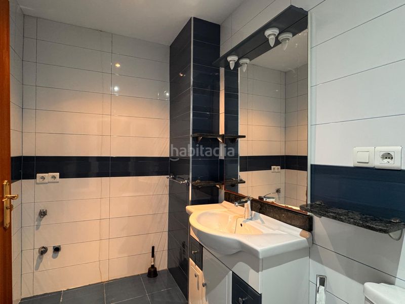 Foto a401de3c-a6a4-4056-832e-4a9fedc25e15. Casa amb calefacció aparcament a Xinzo de Limia