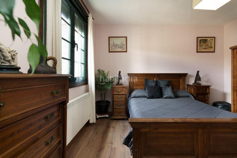 Foto 01d14648-0c64-4b76-a8c8-2b8502f86fcf. Casa amb aparcament a Maceda