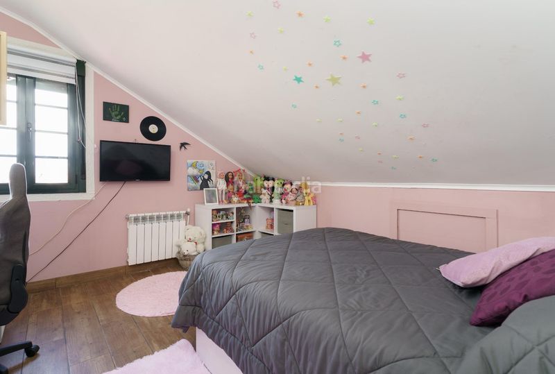 Foto 565293e8-3ec3-4b2b-b6aa-f09abf25cf60. Casa amb calefacció aparcament a Maceda