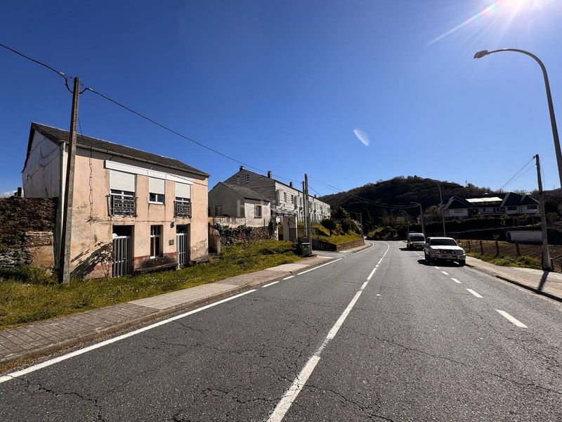 Foto b41c4474-f69d-4b00-809d-ef84e7c318ea. Casa a Viana do Bolo