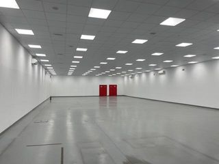 Alquiler Nave industrial en San Cibrao das Viñas. Alquiler nave industrial en polígono de barreiros