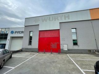 Rent Industrial building in San Cibrao das Viñas. Alquiler nave industrial en polígono de barreiros