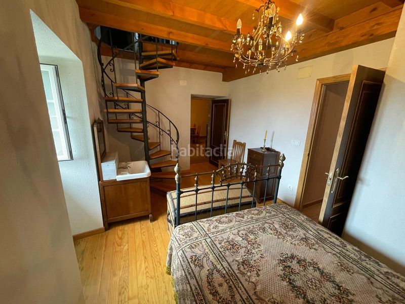Foto 5fbd7e4b-bb7c-4876-8dbe-ca85f04a5e1d. Casa amb aparcament a Cortegada