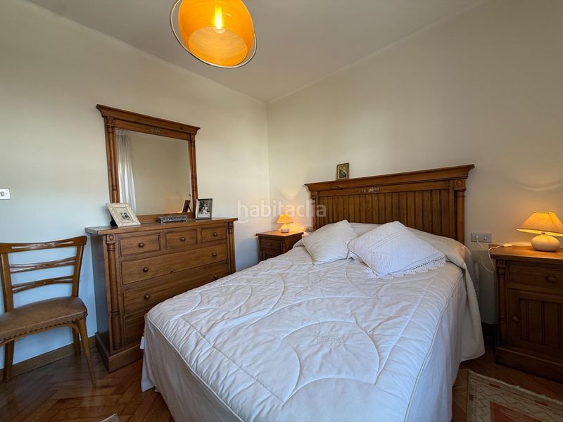 Foto 507959f9-65f7-4d9a-b2d9-5c8d4b9f62aa. Casa amb aparcament a Teis Vigo