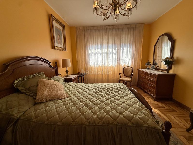 Foto 754cdc64-23ac-463e-b069-0c5f463ee9e0. Casa amb aparcament a Teis Vigo