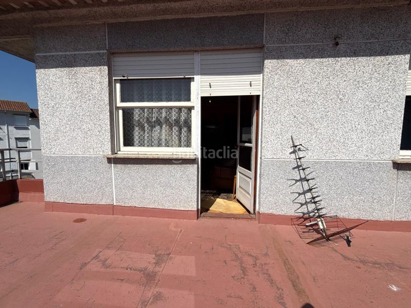 Foto d3d1d25e-60c7-4b32-92b2-48e08fbc037e. Casa amb aparcament a Teis Vigo