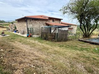 Casa in Sober. Se vende casa de campo en sober, lugo con casa de invitados pisc