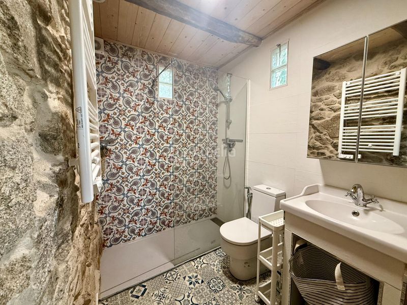 Foto dc7d9690-151e-408b-81b8-2c3e99bdb897. Casa con parcheggio piscina in Sober