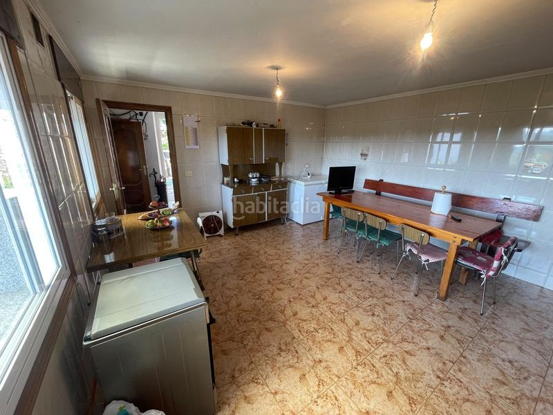 Foto 56d03745-1074-4823-ab0d-354ef04488a5. Casa amb aparcament a Pantón