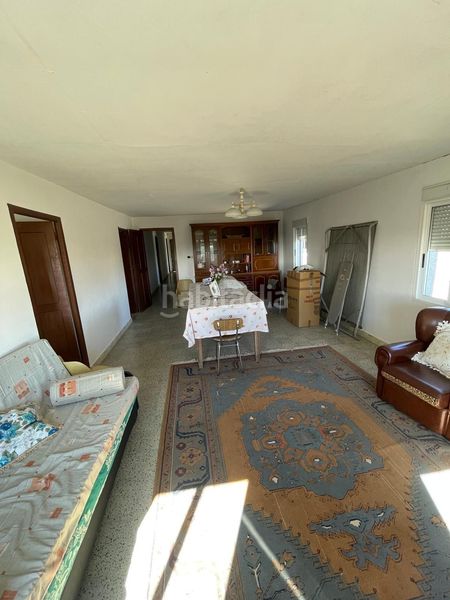 Foto bf99379a-5c91-4ebb-94f5-ce2bf56aadfe. Casa amb aparcament a Pantón