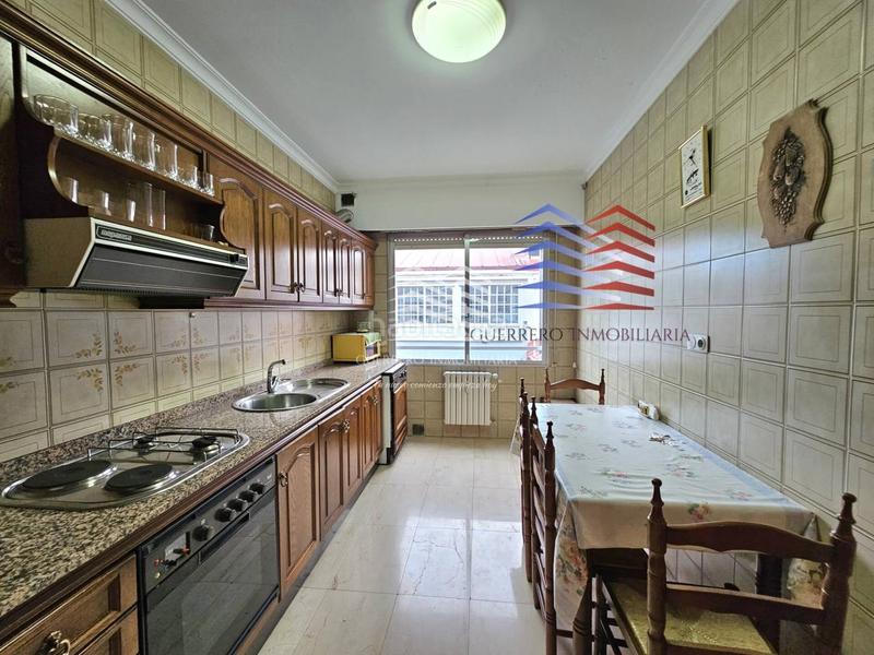 Foto e4633f5f-4648-44b3-ad3f-5100d093a08b. Piso venta de piso capital en Centro Ourense
