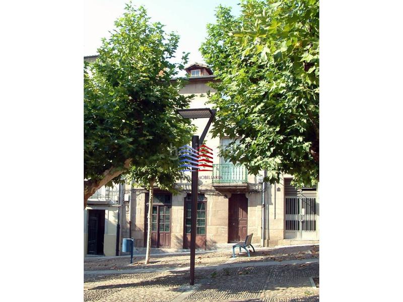 Foto 1d06cd7e-c120-45f9-9a42-28ee393adfa2. Semi detached house in Casco Viejo Ourense