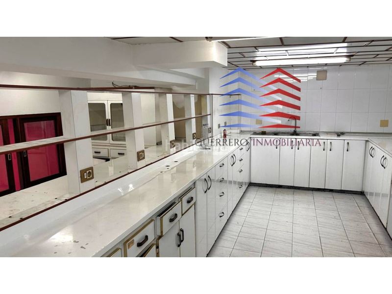 Foto 7ea8ac38-70f1-4ee8-a86b-6b890bebaa49. Locale commerciale in A Ponte Ourense