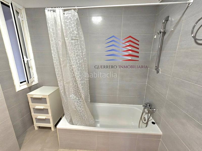 Foto 1e6978ab-e98c-48b4-82b5-13edfe65bc10. Rent flat with heating in Centro Ourense