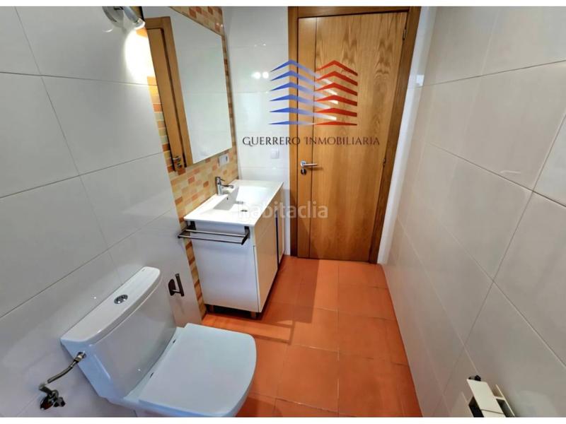 Foto f6739a0f-58a7-4bf9-b42f-4409e58bcfb5. Lloguer apartament amb calefacció a A Carballeira Ourense