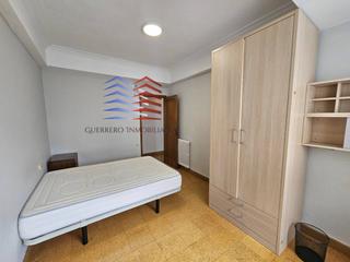 Lloguer Pis  La habana. Alquiler de piso exterior para estudiantes en zona centro  aveni