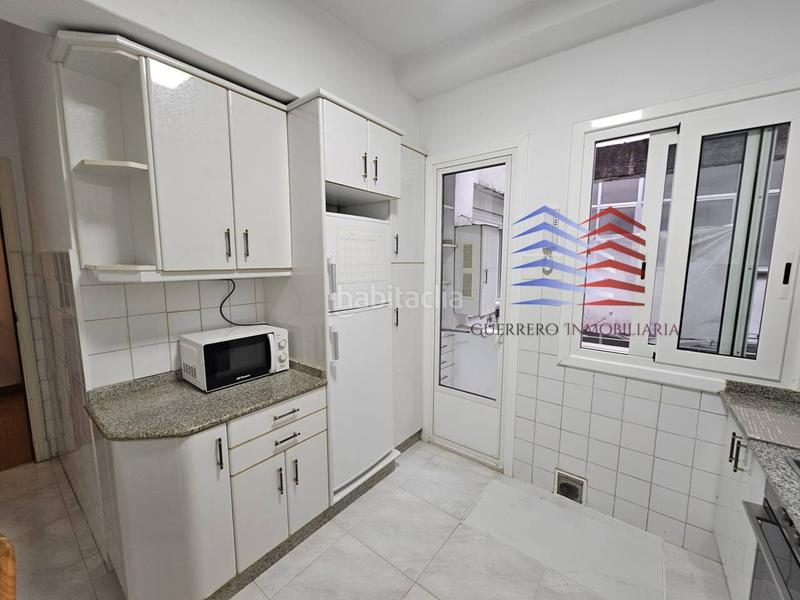 Foto 4792ff7a-ff0b-4403-901f-9b981d1271bd. Alquiler piso alquiler de piso exterior para estudiantes en zona Centro avenida de la habana 900 comunidad incluida en Ourense