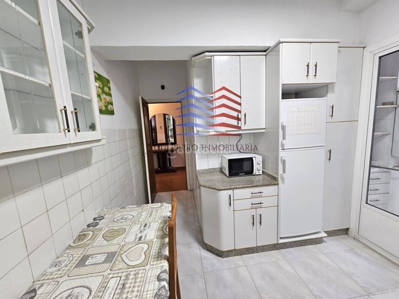 Foto fe41e2b0-0327-4a7b-a4de-1aa85f0d93d9. Alquiler piso alquiler de piso exterior para estudiantes en zona Centro avenida de la habana 900 comunidad incluida en Ourense