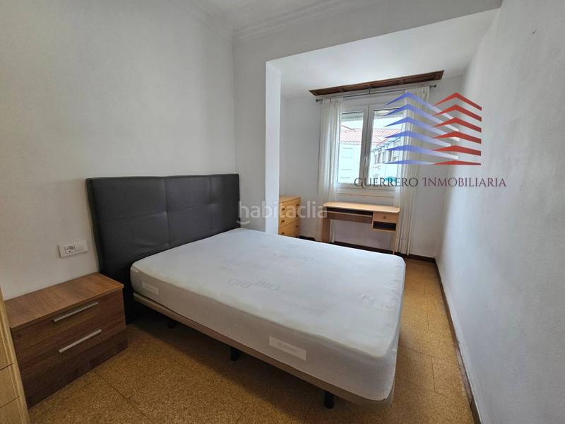Foto 1ca89ff0-be21-4ba0-b9f3-99337bf25b81. Alquiler piso alquiler de gran piso exterior para estudiantes en zona Centro avenida de la habana 900 comunidad incluida en Ourense