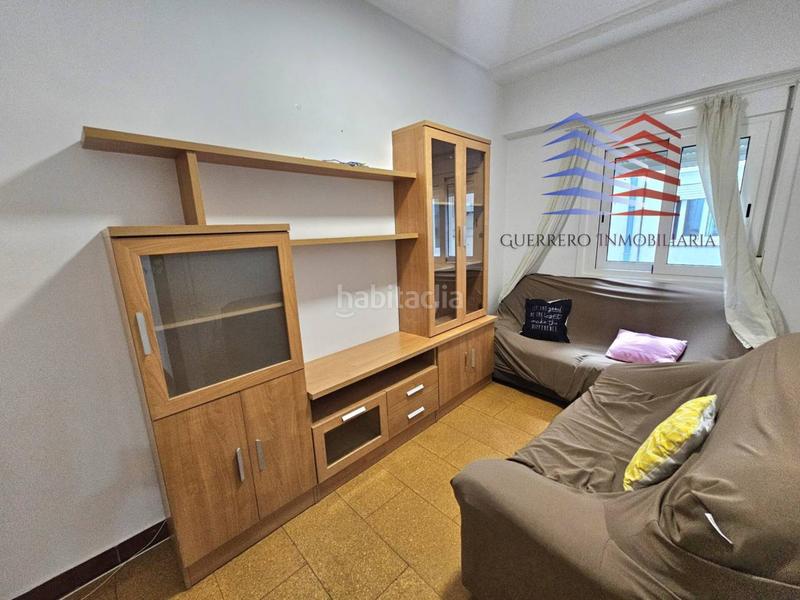 Foto f9ff12ea-bf56-4f33-9b75-faab5e04d269. Alquiler piso alquiler de gran piso exterior para estudiantes en zona Centro avenida de la habana 900 comunidad incluida en Ourense