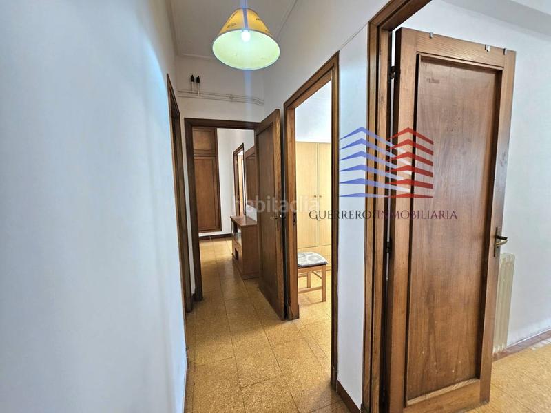 Foto fdcda856-936f-492b-8ba0-7e2260d312ac. Alquiler piso alquiler de gran piso exterior para estudiantes en zona Centro avenida de la habana 900 comunidad incluida en Ourense