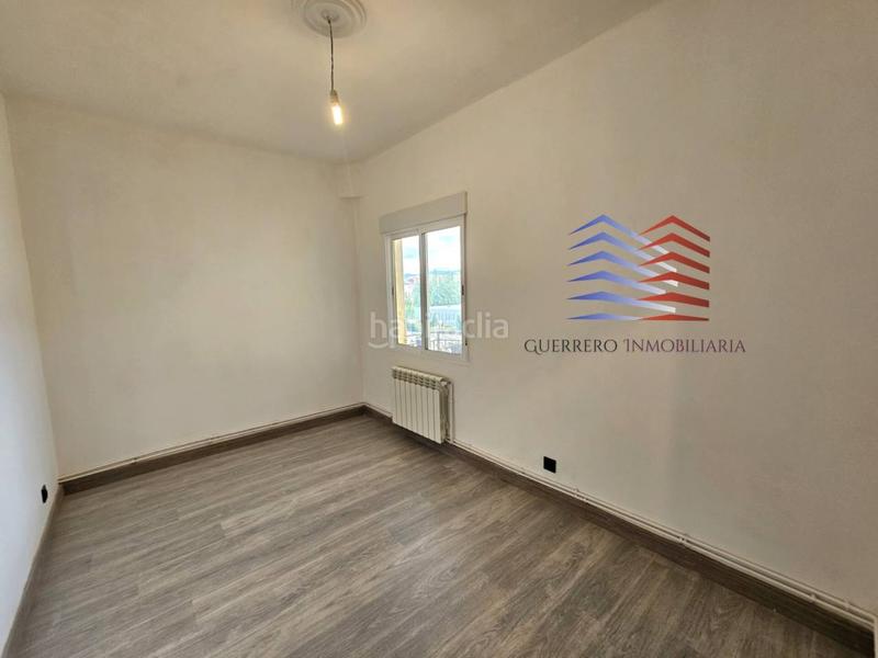 Foto 09e9db07-1b21-4533-8403-2d9be0b9411a. Alquiler piso alquiler de hermoso piso exterior, sin amueblar en la zona del couto. 550 comunidad incluida. en Ourense