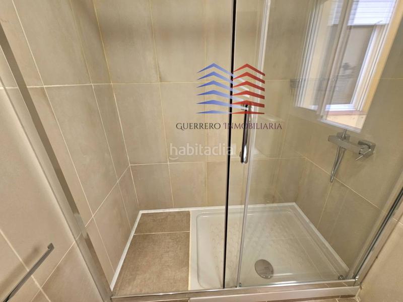 Foto 1016df68-e717-41c0-9742-d04f39084024. Alquiler piso alquiler de hermoso piso exterior, sin amueblar en la zona del couto. 550 comunidad incluida. en Ourense