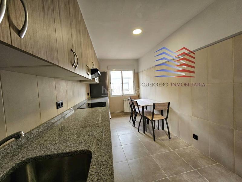 Foto 4d5dfa23-74a2-4f98-b638-a2de161cc606. Alquiler piso alquiler de hermoso piso exterior, sin amueblar en la zona del couto. 550 comunidad incluida. en Ourense