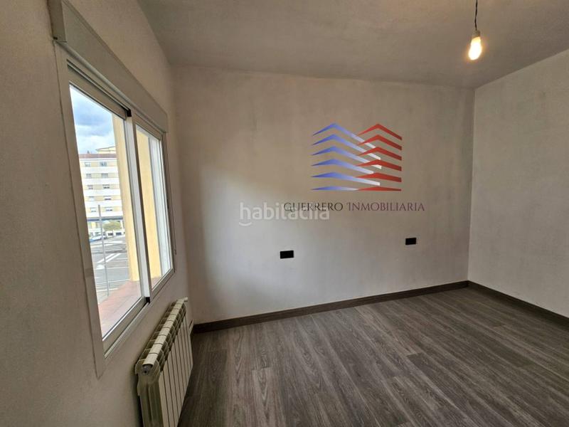 Foto 53337d10-c4b6-4eb3-9605-4f08dd5f320c. Alquiler piso alquiler de hermoso piso exterior, sin amueblar en la zona del couto. 550 comunidad incluida. en Ourense
