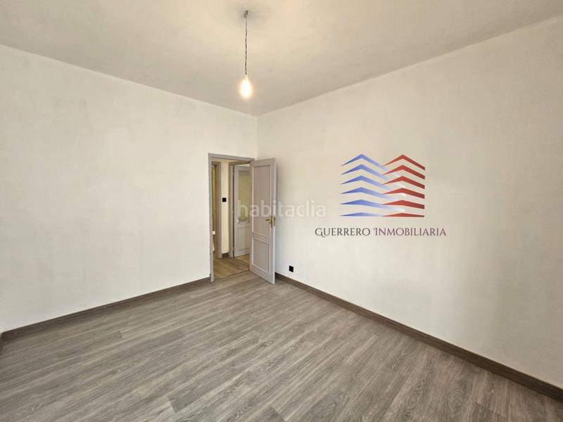 Foto 94741a4e-8b7f-4255-83d9-c04aa2feb88b. Alquiler piso alquiler de hermoso piso exterior, sin amueblar en la zona del couto. 550 comunidad incluida. en Ourense