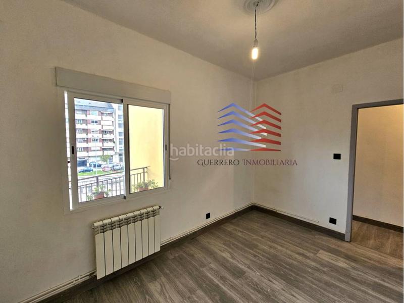 Foto a1f24084-b731-43b3-8baf-a14443eb026a. Alquiler piso alquiler de hermoso piso exterior, sin amueblar en la zona del couto. 550 comunidad incluida. en Ourense