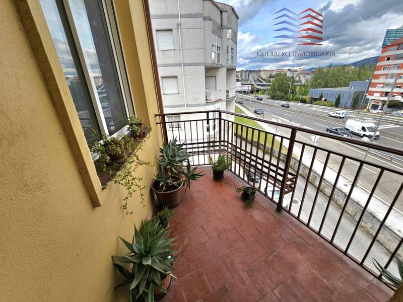 Foto b8f25bc2-dac7-4ab9-8867-2539cca71734. Alquiler piso alquiler de hermoso piso exterior, sin amueblar en la zona del couto. 550 comunidad incluida. en Ourense