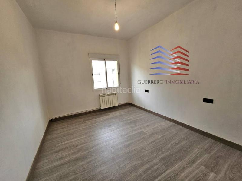 Foto d6e643f7-4769-48de-90ef-098615c8f788. Alquiler piso alquiler de hermoso piso exterior, sin amueblar en la zona del couto. 550 comunidad incluida. en Ourense