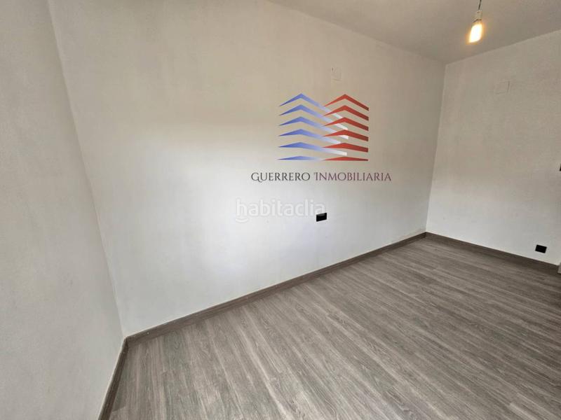 Foto fbcb4f45-a3bf-445e-995e-2f19dd6a751b. Alquiler piso alquiler de hermoso piso exterior, sin amueblar en la zona del couto. 550 comunidad incluida. en Ourense