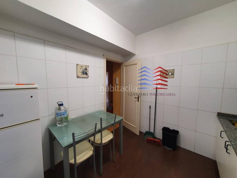 Foto 3f9287da-c750-493e-83e5-fc0a6d84940c. Alquiler piso alquiler de gran piso para estudiantes en av. la habana zona Centro 750 mes comunidad incluida en Ourense