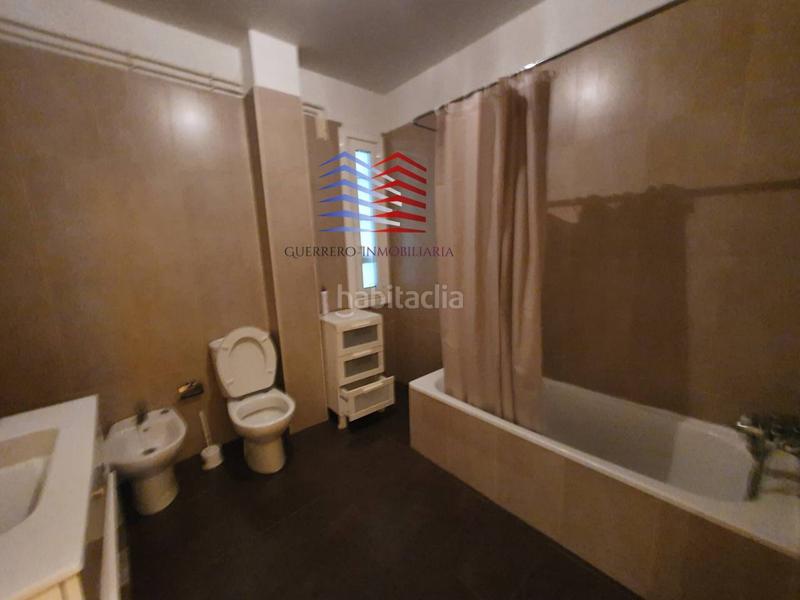 Foto b87d6437-4275-4190-85bd-d6a6fe6c9cce. Alquiler piso alquiler de gran piso para estudiantes en av. la habana zona Centro 750 mes comunidad incluida en Ourense